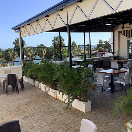 Hotel Blue Malecon And Spa Santo Domingo Bagian luar foto