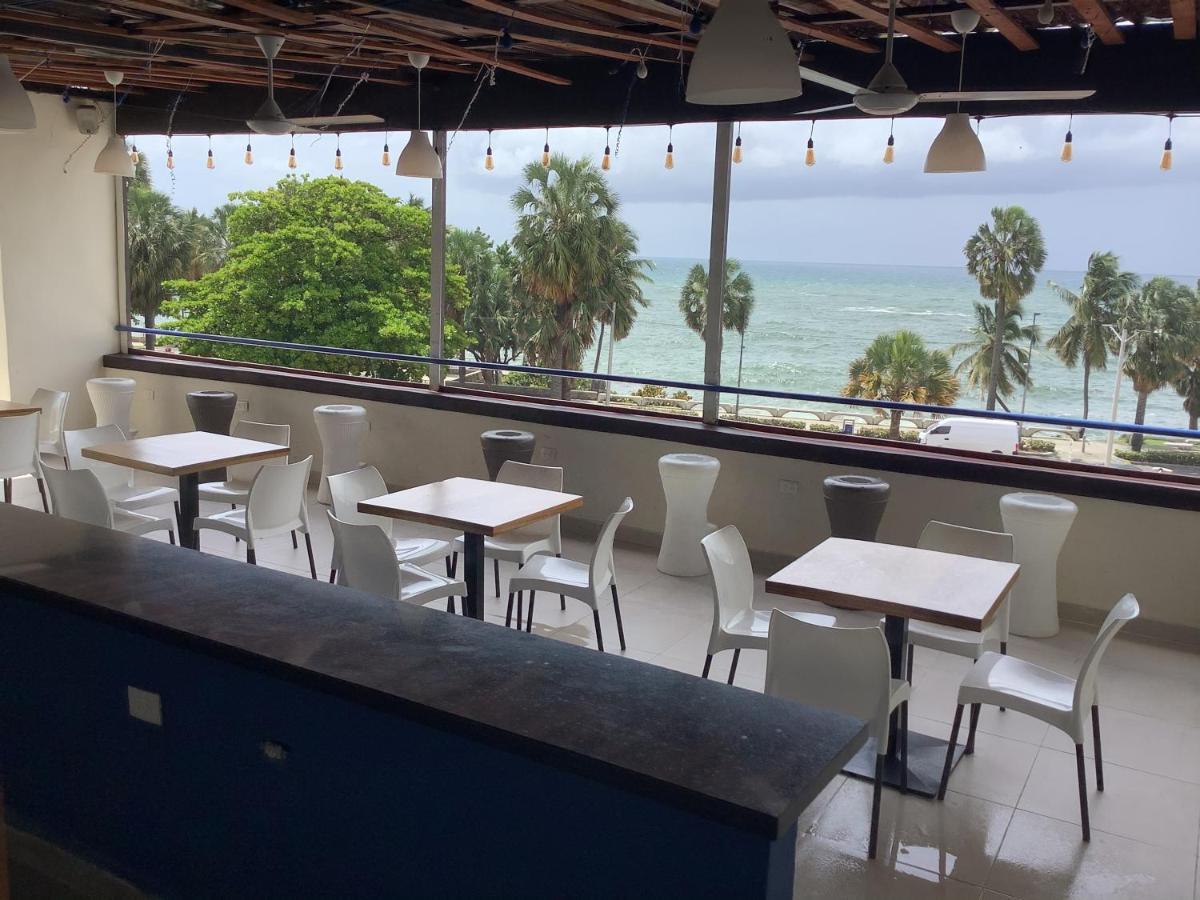 Hotel Blue Malecon And Spa Santo Domingo Bagian luar foto